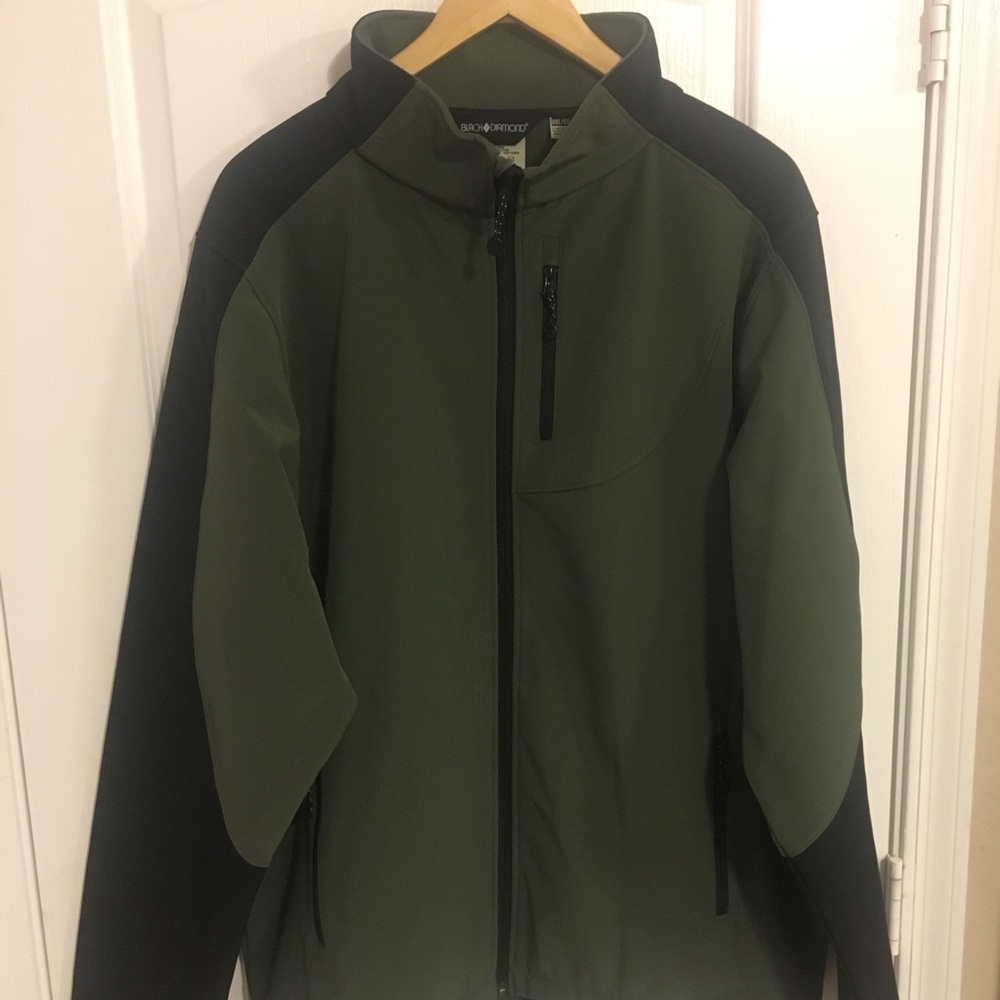 Black Diamond Softshell Jacket - image 2